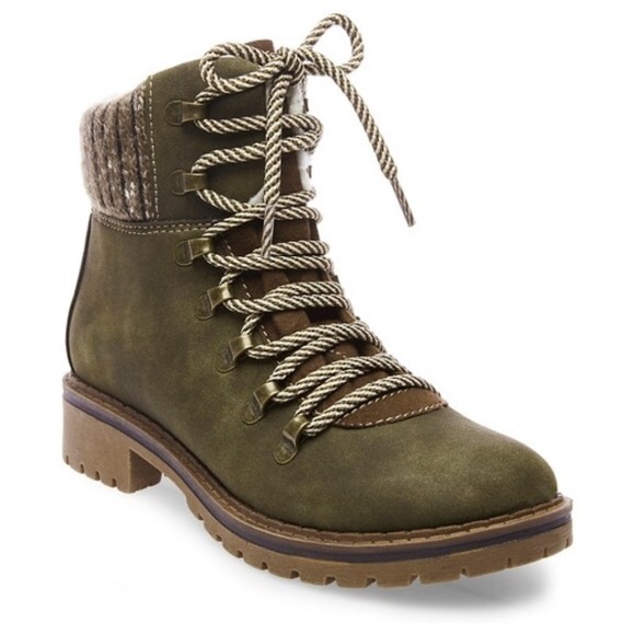 Mossimo Green / Bettyann Boots * NWT* - Picture 1 of 3